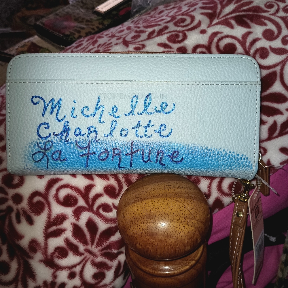 Wallet - Picture 2 of 3